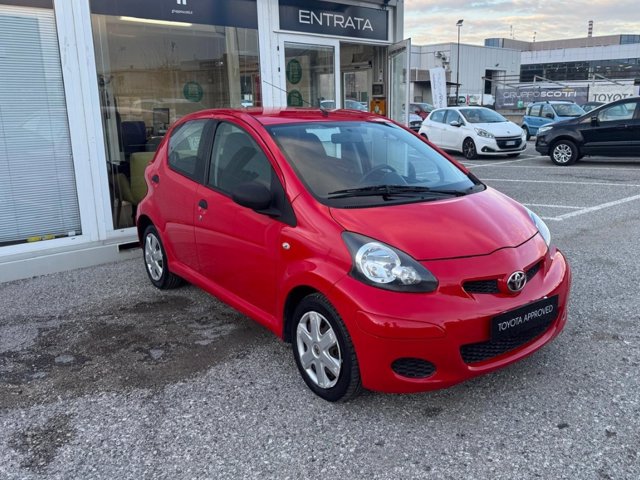 TOYOTA Aygo 5p 1.0 now fl