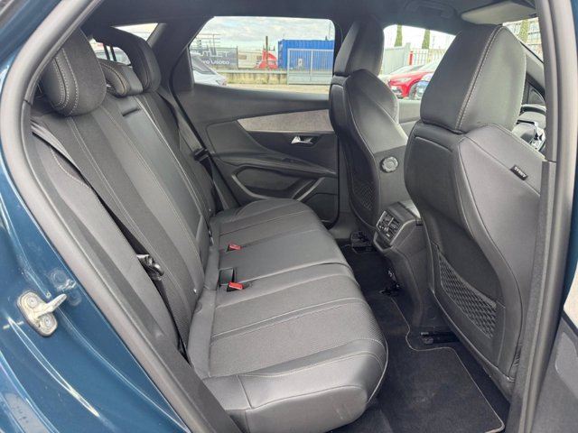 PEUGEOT 3008 BlueHDi 130 S&S EAT8 GT