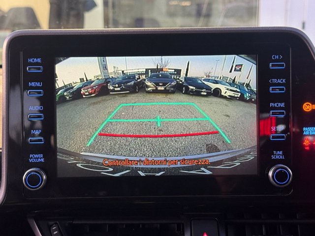 TOYOTA C-hr 1.8h business e-cvt