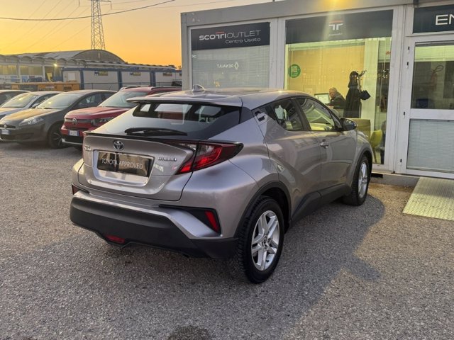 TOYOTA C-hr 1.8h business e-cvt
