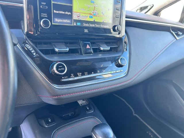 TOYOTA Corolla 2.0 Hybrid Lounge