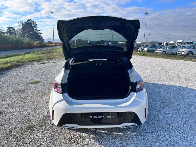 TOYOTA Corolla 2.0 Hybrid Lounge