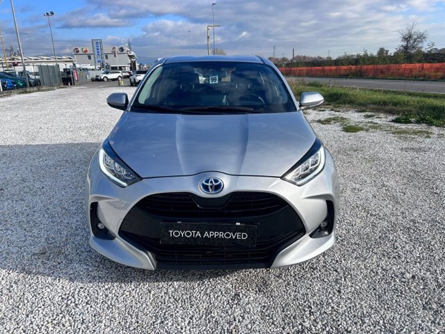 TOYOTA Yaris 1.5h trend