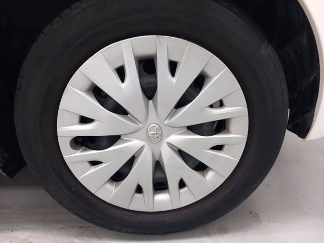 TOYOTA Yaris 1.5h active