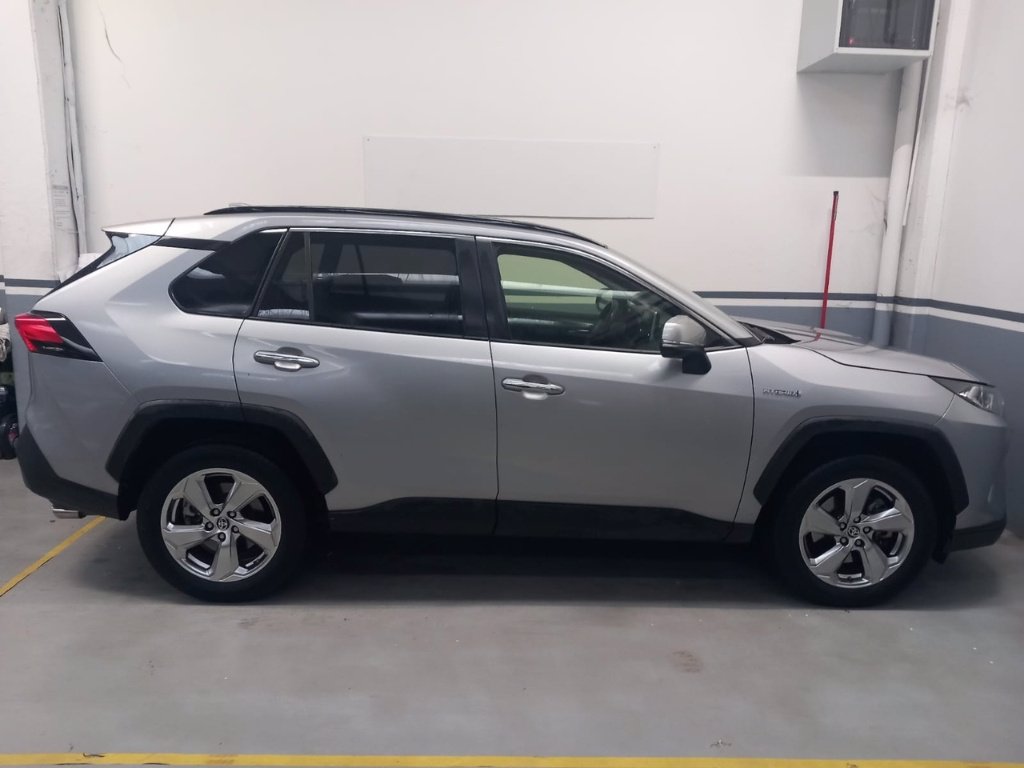 TOYOTA Rav4 2.5 vvt-ie h lounge 2wd 218cv e-cvt
