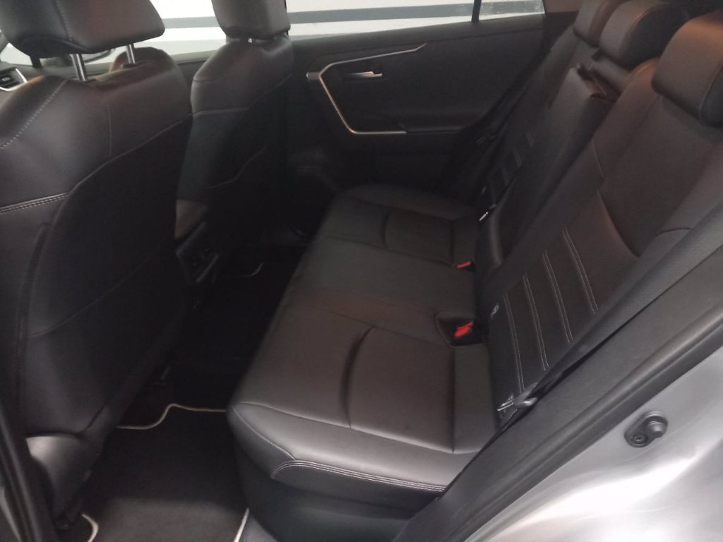 TOYOTA Rav4 2.5 vvt-ie h lounge 2wd 218cv e-cvt