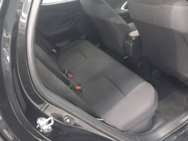 TOYOTA Yaris 1.5h trend