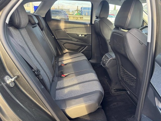 PEUGEOT 3008 1.5 bluehdi allure s&s 130cv