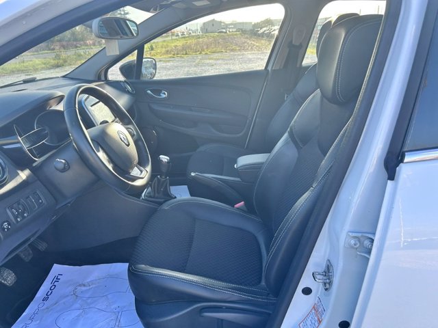 RENAULT Clio 0.9 tce Moschino Intens Gpl 90cv