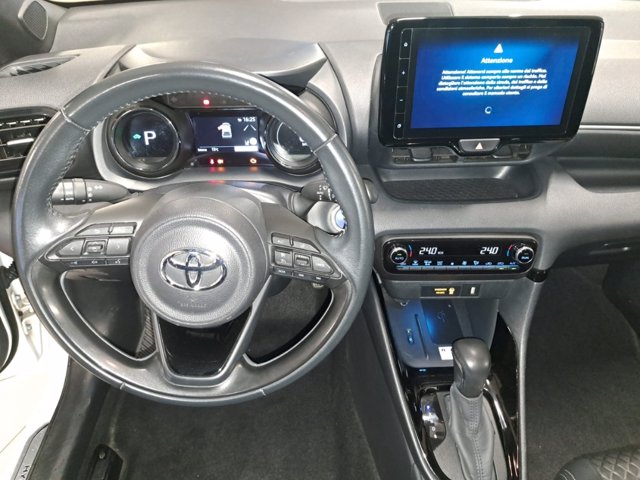 TOYOTA Yaris 1.5 Hybrid 5 porte Lounge