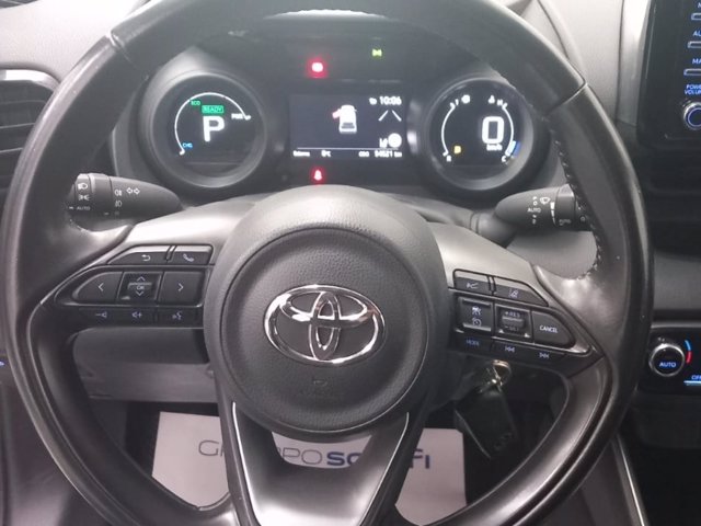 TOYOTA Yaris 1.5h trend