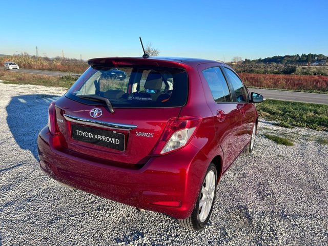 TOYOTA Yaris 5p 1.4 d-4d style