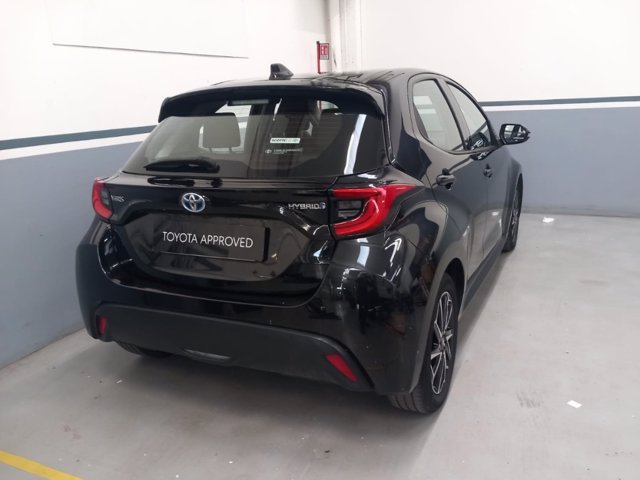 TOYOTA Yaris 1.5h trend