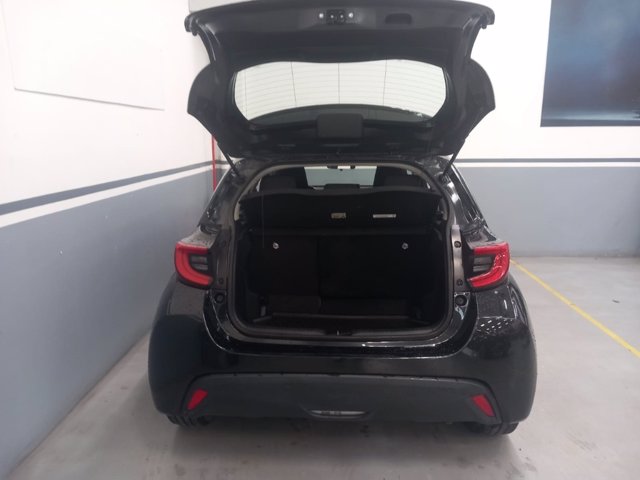 TOYOTA Yaris 1.5 Hybrid 5 porte Trend