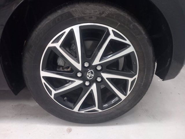 TOYOTA Yaris 1.5 Hybrid 5 porte Trend