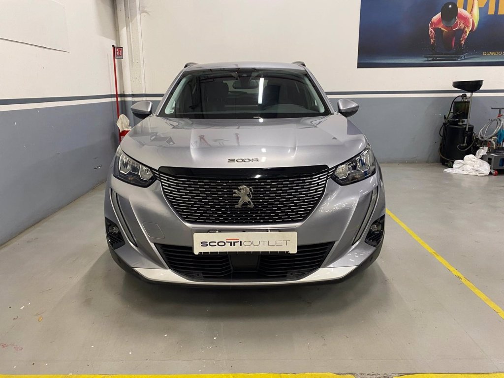 PEUGEOT 2008 1.2 puretech allure navi pack s&s 130cv