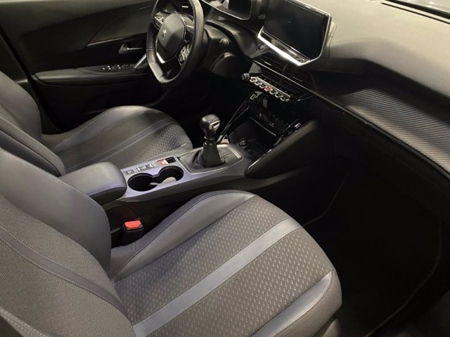 PEUGEOT 2008 1.2 puretech allure navi pack s&s 130cv