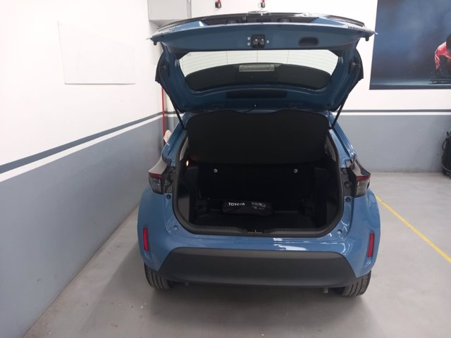 TOYOTA Yaris cross 1.5h active fwd 116cv e-cvt