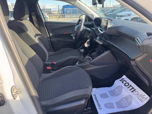 PEUGEOT 2008 PureTech 100 S&S Active Pack