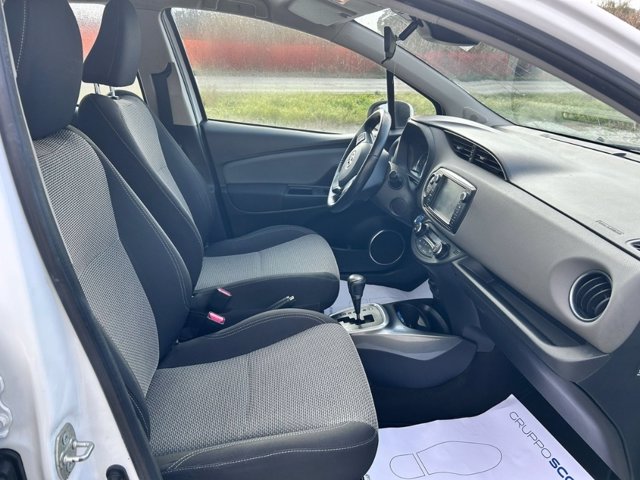 TOYOTA Yaris 5p 1.5h active