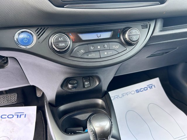 TOYOTA Yaris 5p 1.5h active