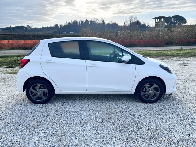 TOYOTA Yaris 5p 1.5h active