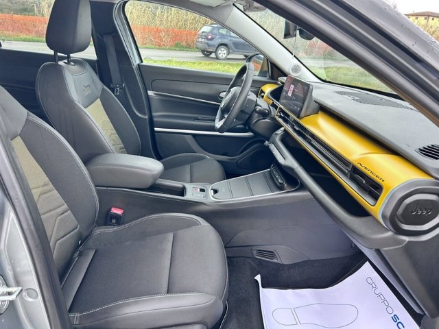 JEEP Avenger full-electric summit fwd 156cv auto