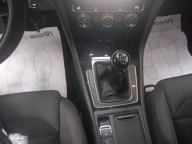 VOLKSWAGEN Golf 5p 1.6 tdi executive 115cv