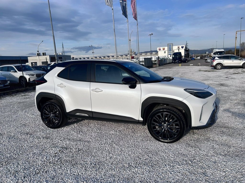 TOYOTA Yaris cross 1.5h adventure fwd 116cv e-cvt