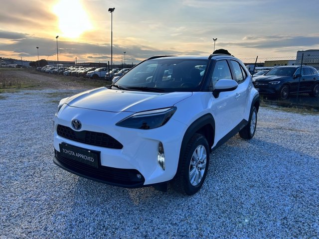 TOYOTA Yaris Cross 1.5 Hybrid 5p. E-CVT Active