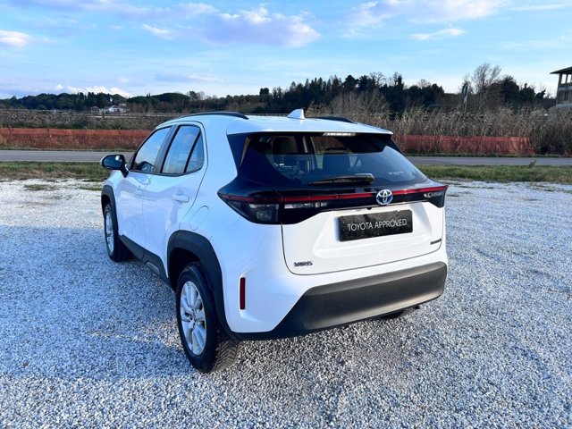 TOYOTA Yaris Cross 1.5 Hybrid 5p. E-CVT Active