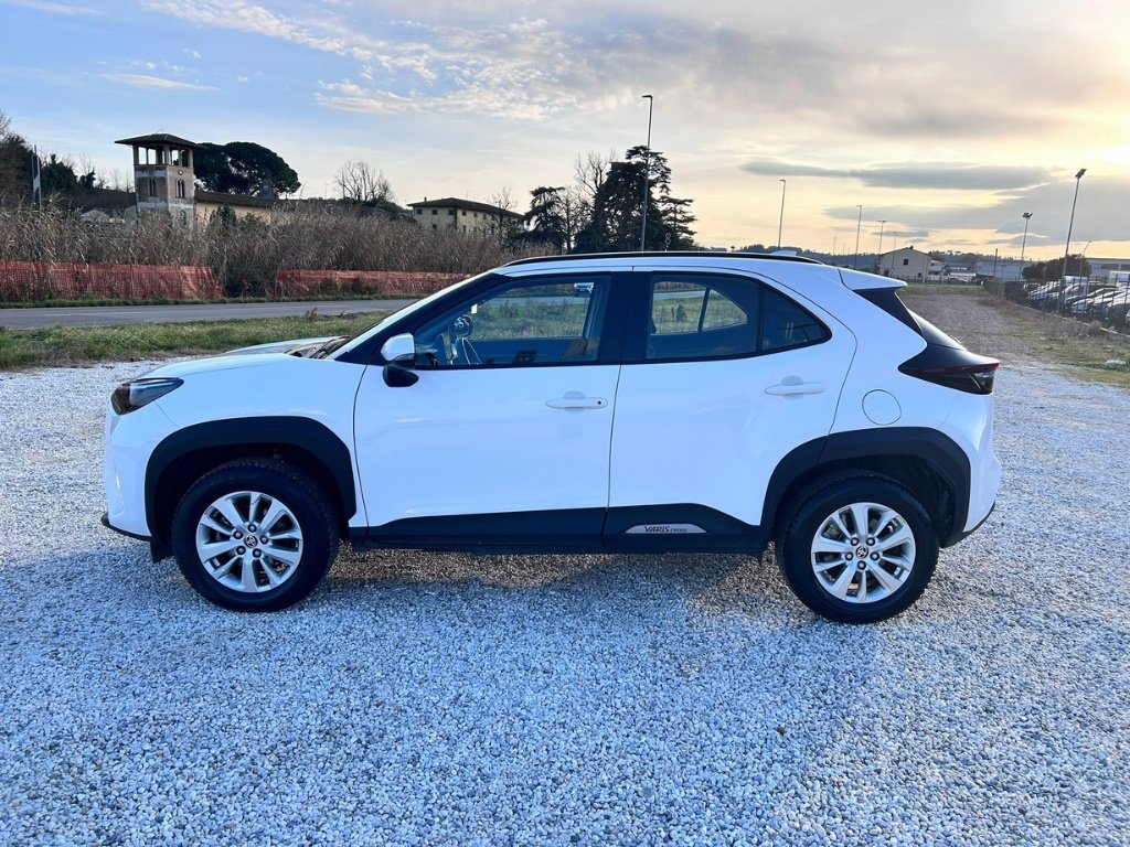 TOYOTA Yaris Cross 1.5 Hybrid 5p. E-CVT Active