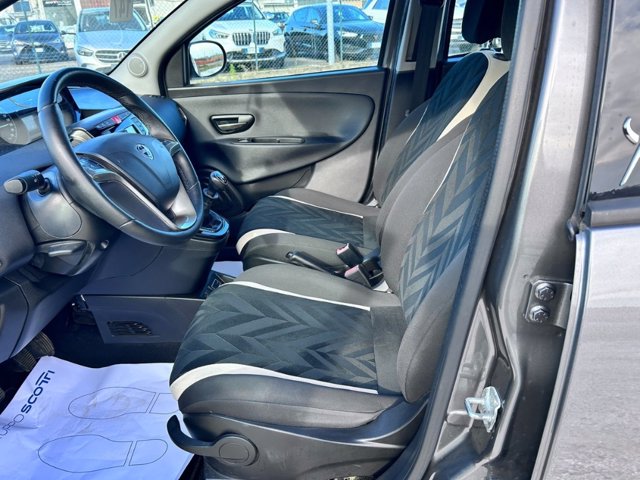 LANCIA Ypsilon 1.2 gold 69cv