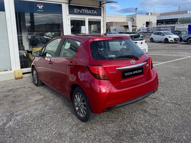 TOYOTA Yaris 5p 1.0 lounge my16