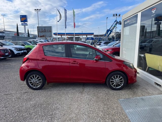 TOYOTA Yaris 5p 1.0 lounge my16