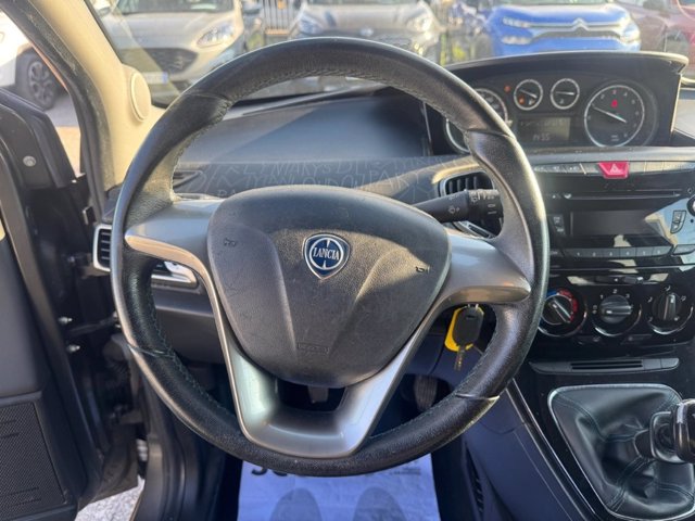 LANCIA Ypsilon 1.2 8v elefantino 69cv my14