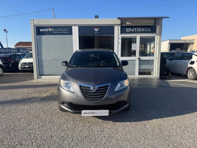 LANCIA Ypsilon 1.2 8v elefantino 69cv my14