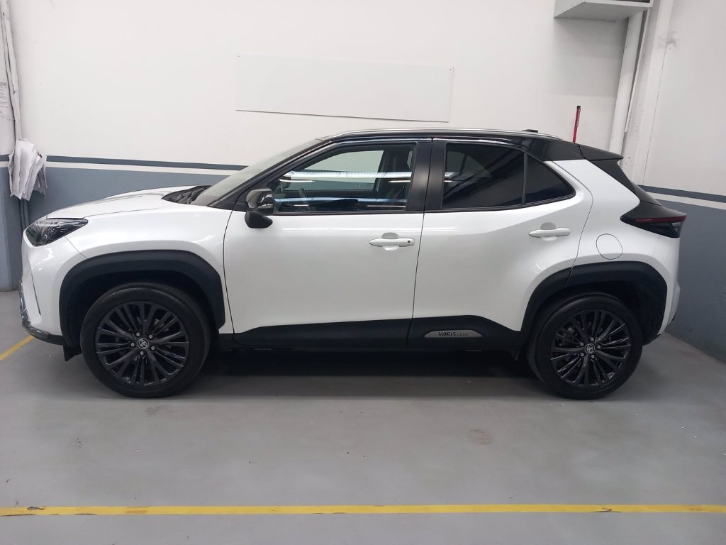 TOYOTA Yaris Cross 1.5 Hybrid 5p. E-CVT Adventure