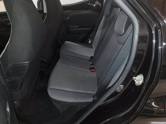 TOYOTA Aygo Connect 1.0 VVT-i 72 CV 5 porte x-play