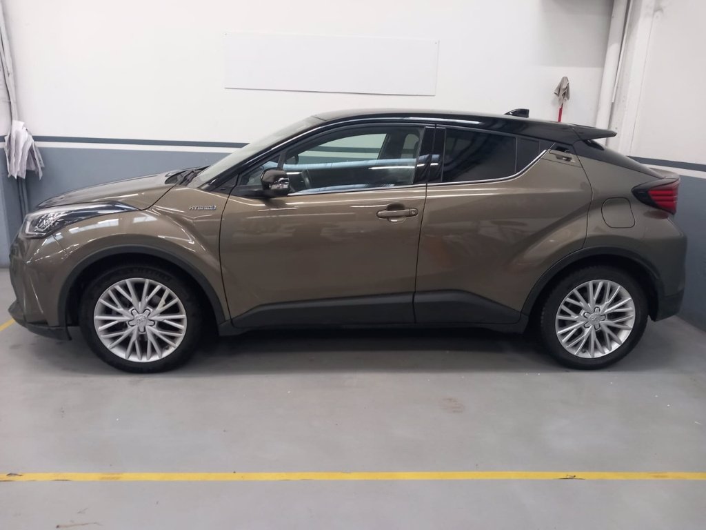 TOYOTA C-HR 2.0 Hybrid E-CVT Lounge