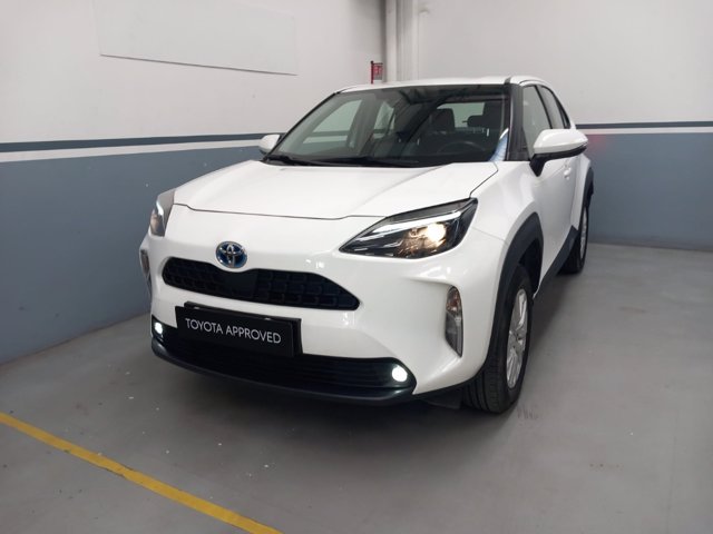 TOYOTA Yaris cross 1.5h active fwd 116cv e-cvt