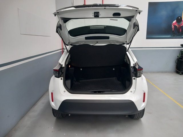 TOYOTA Yaris cross 1.5h active fwd 116cv e-cvt