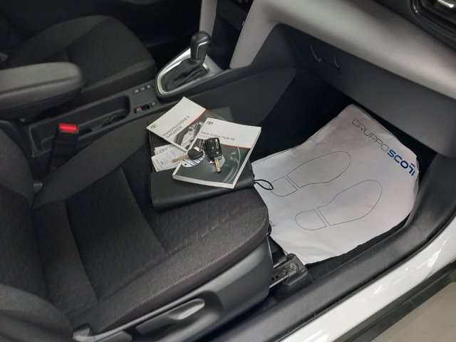 TOYOTA Yaris cross 1.5h active fwd 116cv e-cvt