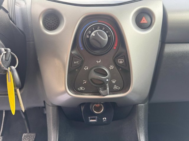 PEUGEOT 108 VTi 68 5 porte Allure TOP!