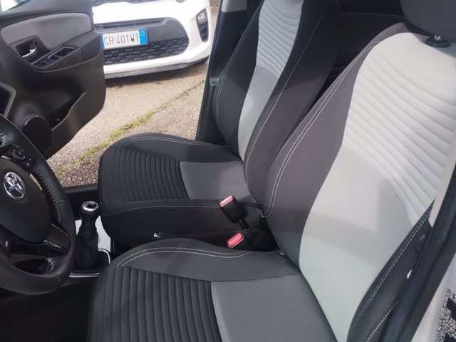 TOYOTA Yaris 5p 1.0 active my18
