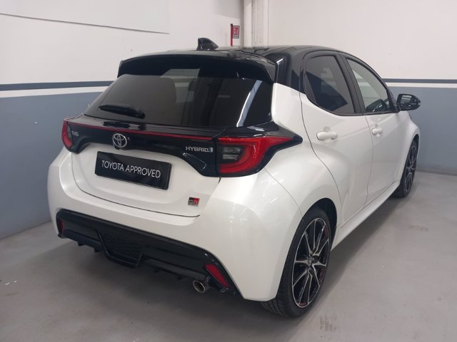 TOYOTA Yaris 1.5 Hybrid 5 porte GR Sport