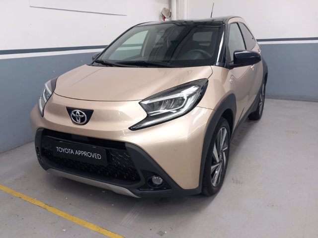 TOYOTA Aygo x 1.0 lounge 72cv s-cvt