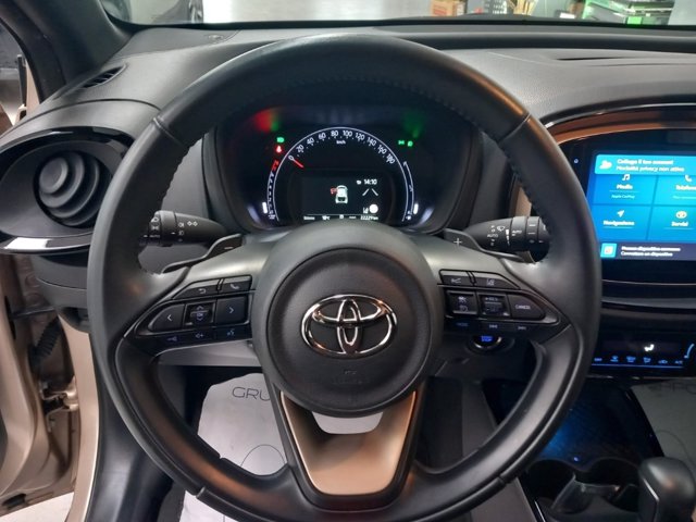 TOYOTA Aygo x 1.0 lounge 72cv s-cvt