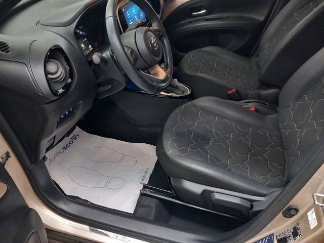 TOYOTA Aygo x 1.0 lounge 72cv s-cvt
