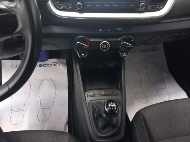 KIA Stonic 1.2 dpi urban 84cv